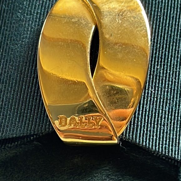 BALLY green suede heels with logo on front bow. - Picture 9 of 14